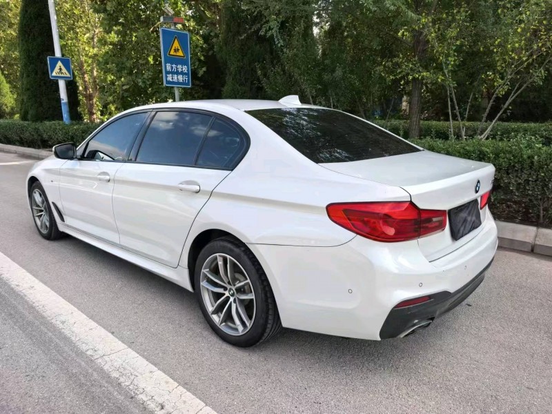滨州19年宝马5系4