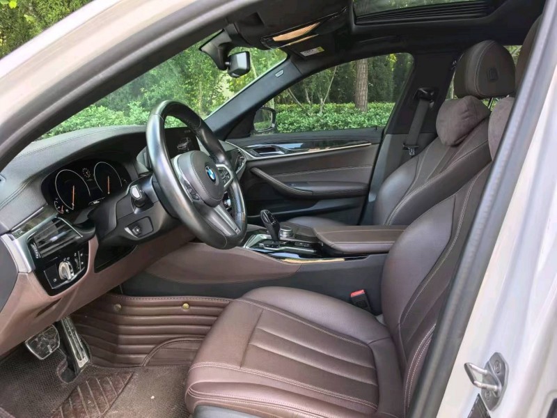 滨州19年宝马5系8