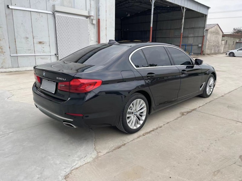 徐州20年宝马5系8