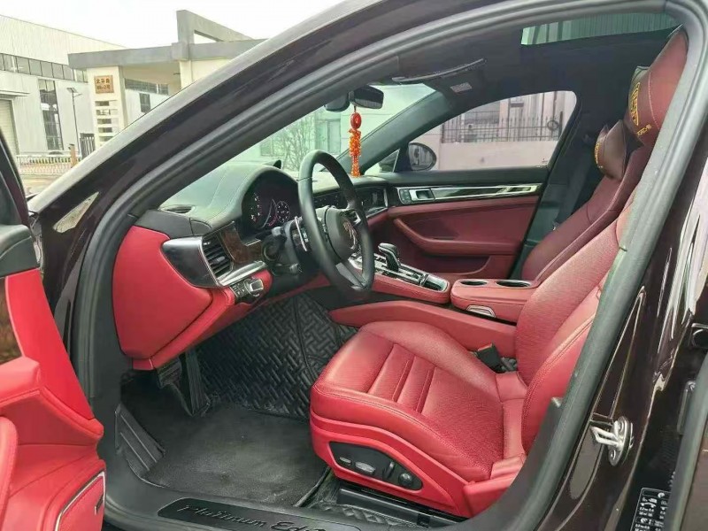 徐州23年保时捷帕拉梅拉6
