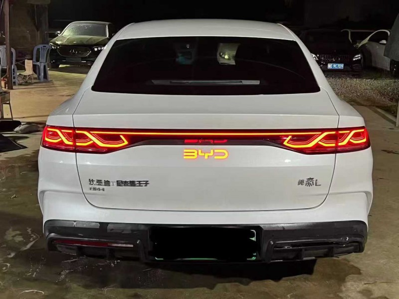 汕头24年比亚迪秦6