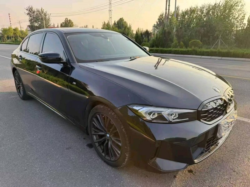 滨州23年宝马3系2