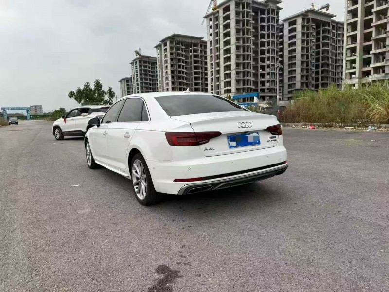 邯郸19年奥迪A4L7