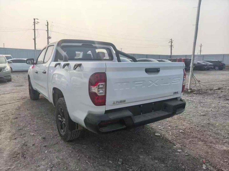 乌鲁木齐25年大通星际R4