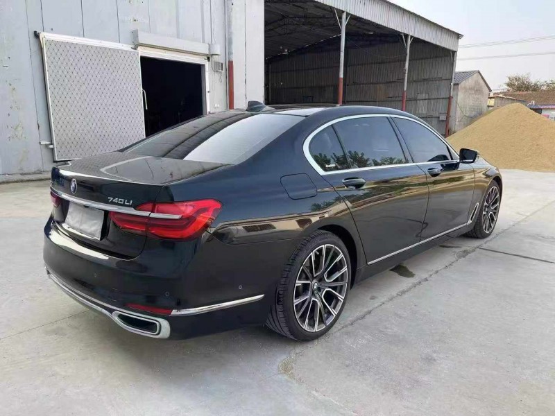 徐州17年宝马7系8