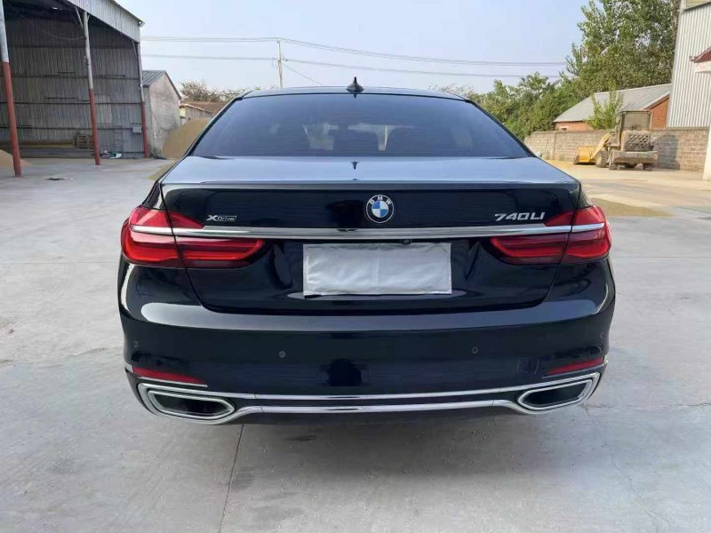 徐州17年宝马7系9