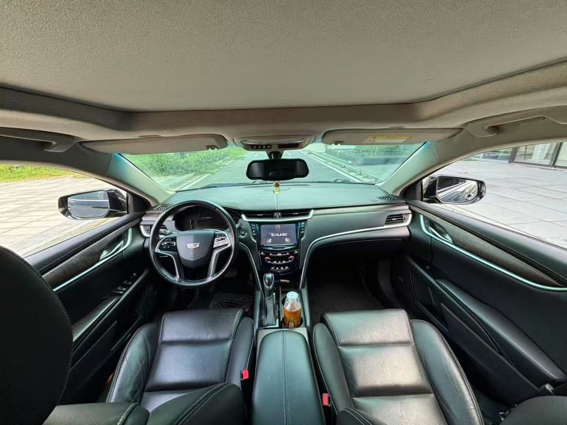 常德18年凯迪拉克XTS7