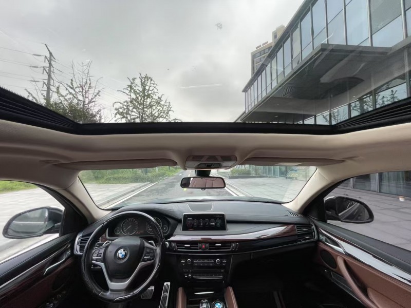 常德17年宝马X69