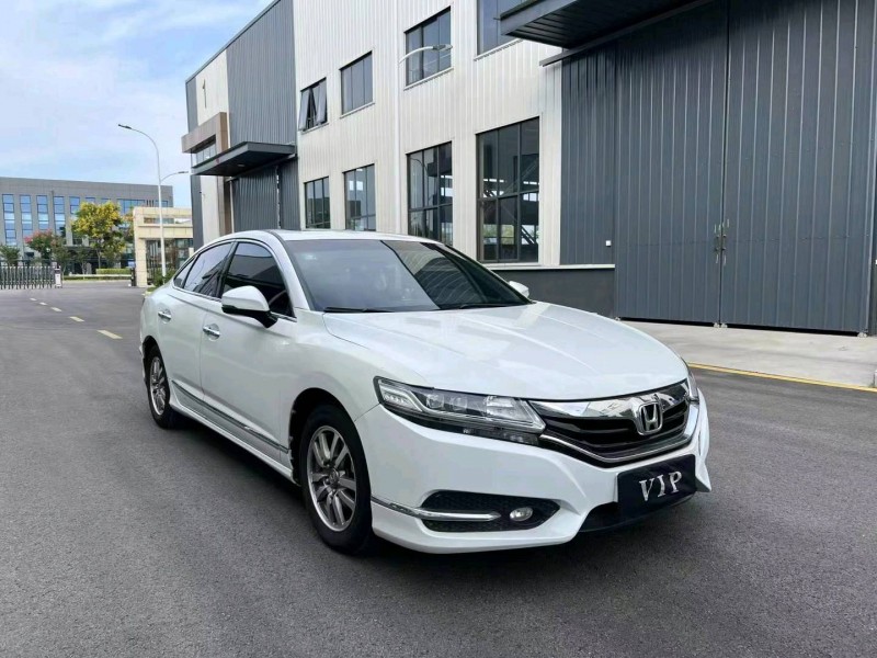 徐州16年本田思铂睿4