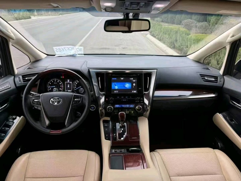 滨州17年丰田埃尔法5