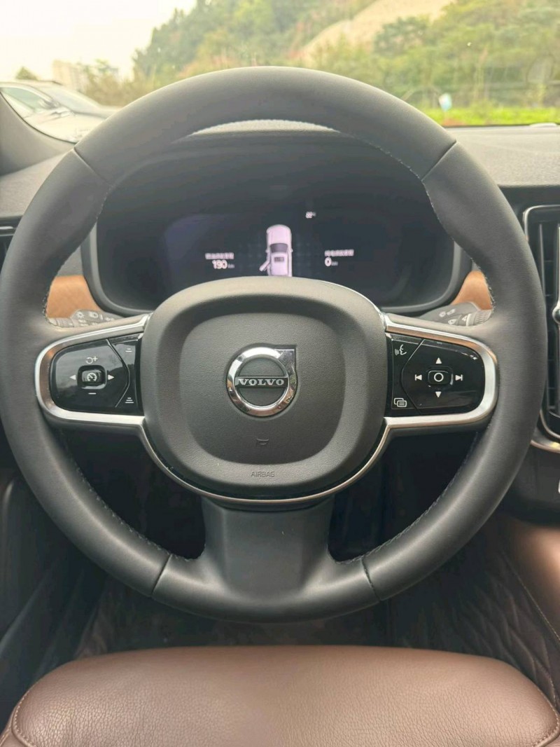 宜昌24年沃尔沃S907