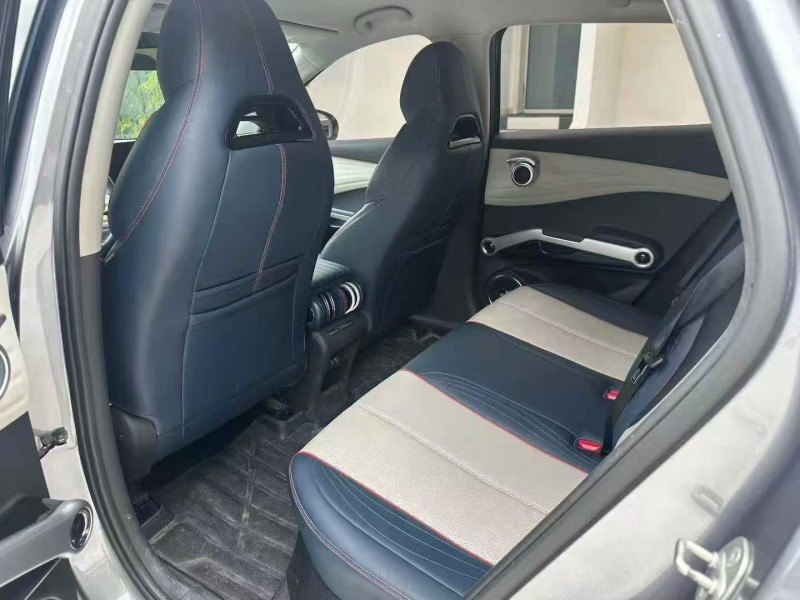 珠海22年比亚迪元6