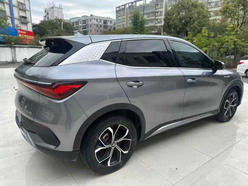 珠海22年比亚迪元8