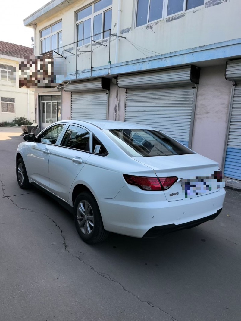 青岛24年吉利帝豪8