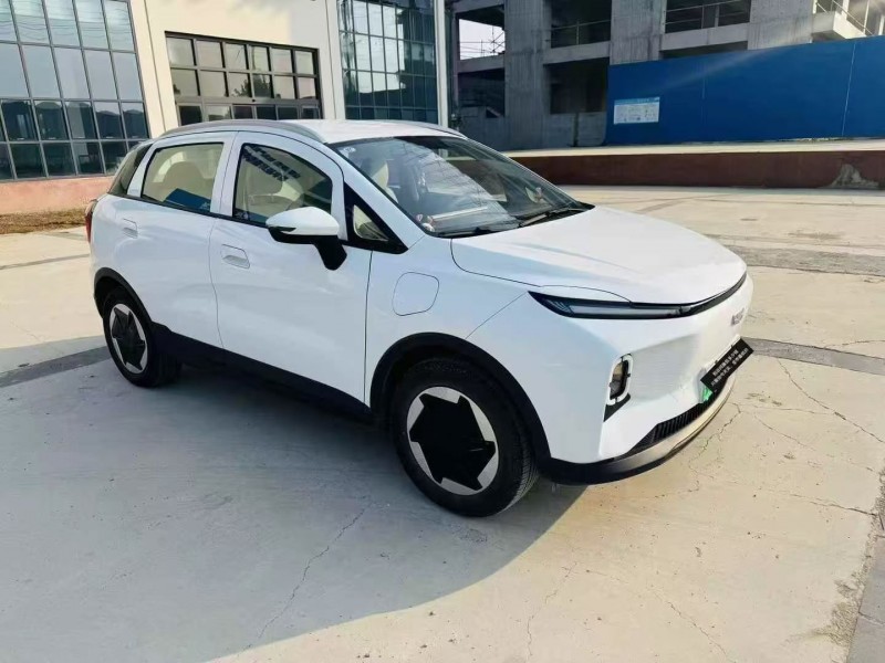 烟台24年吉利几何2