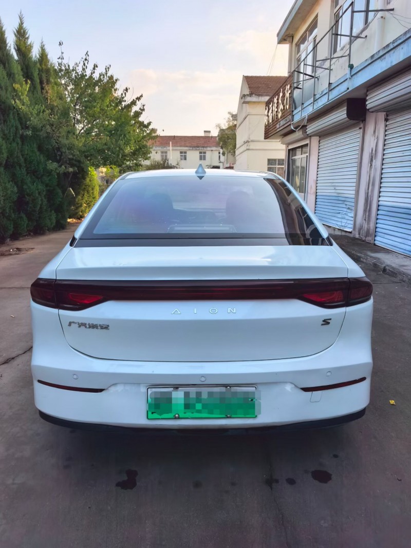 青岛23年传祺埃安S5809