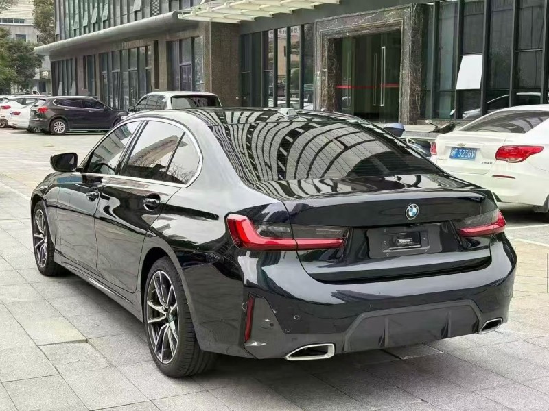 张家界23年宝马3系6