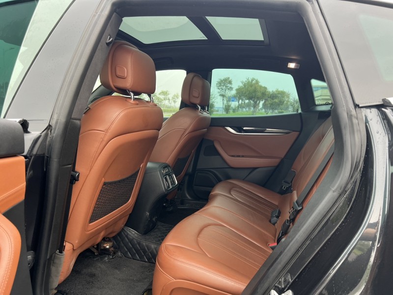 盐城18年玛莎拉蒂Levante5