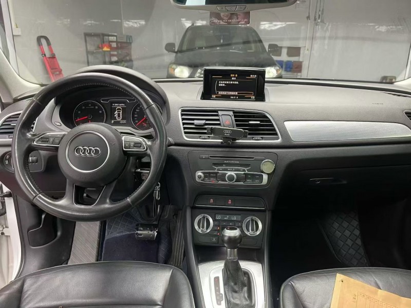 保山15年奥迪Q34