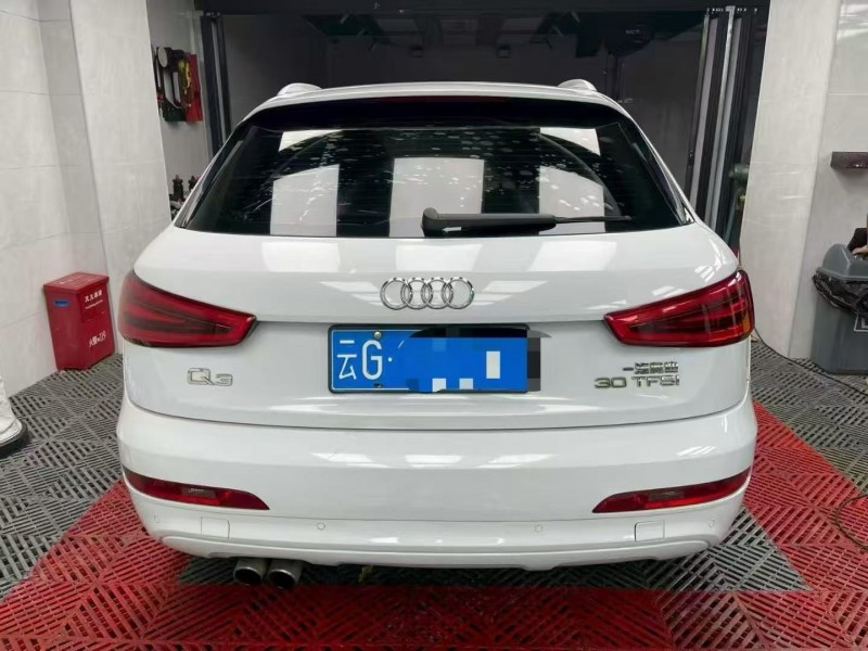 保山15年奥迪Q38