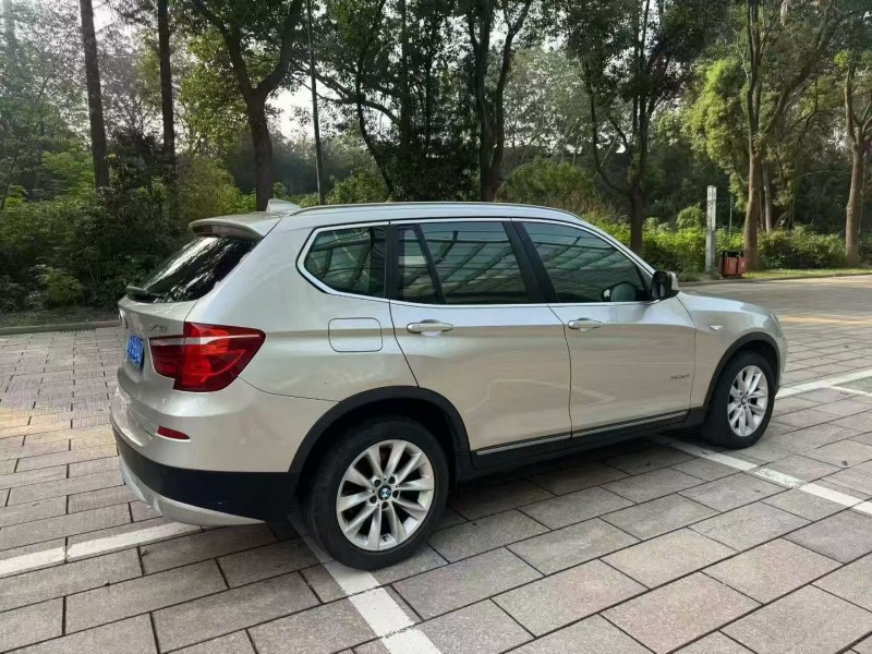 南京13年宝马X36