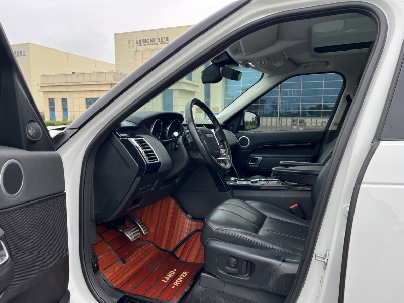 盐城18年路虎发现4