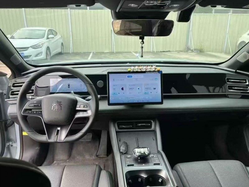 汕头24年比亚迪秦5