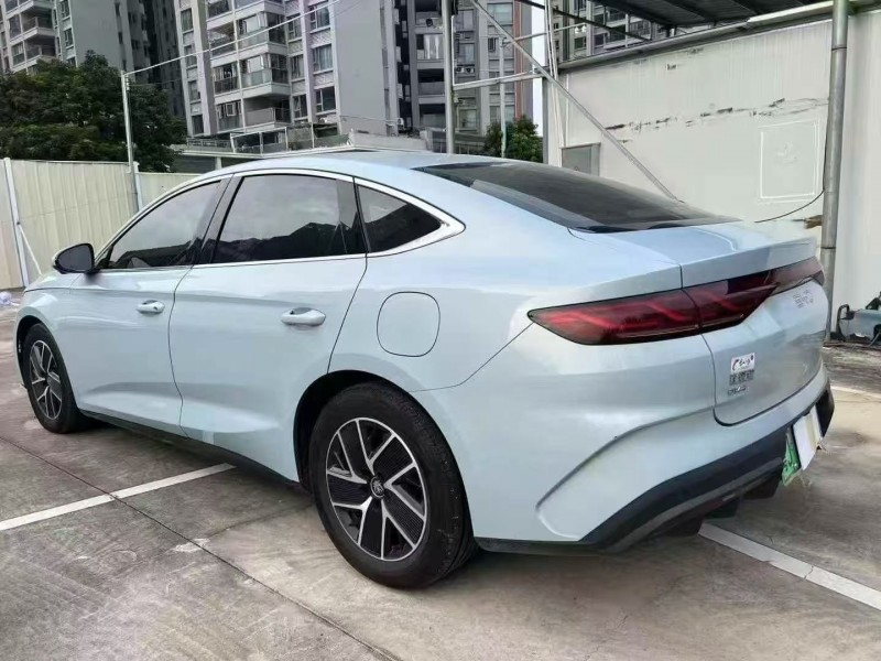 汕头24年比亚迪秦8