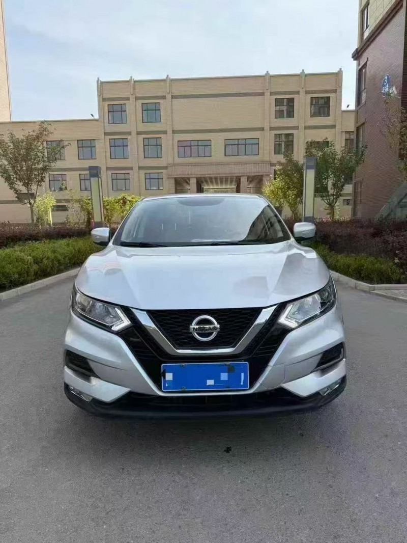 东营19年日产逍客1