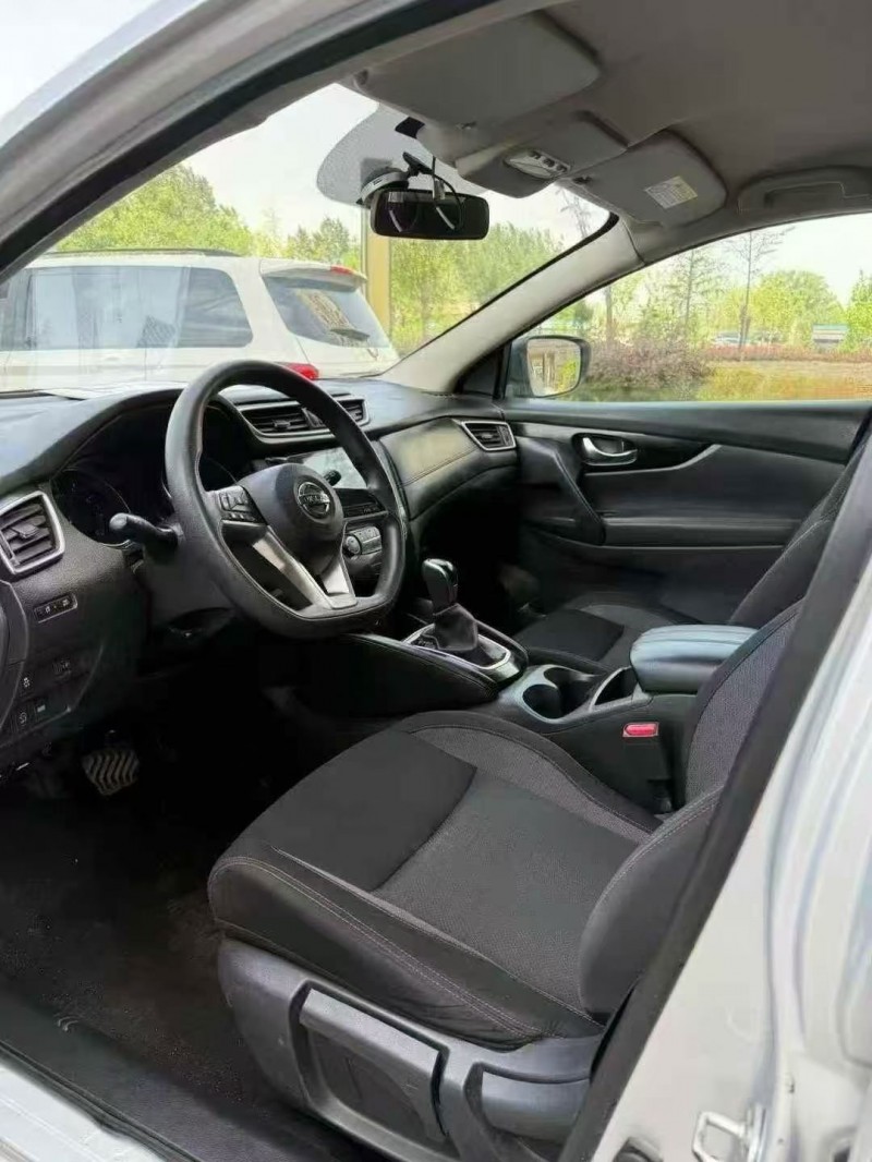 东营19年日产逍客4