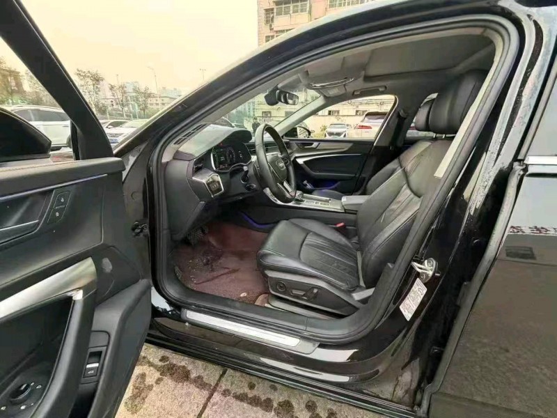 合肥21年奥迪A6L7