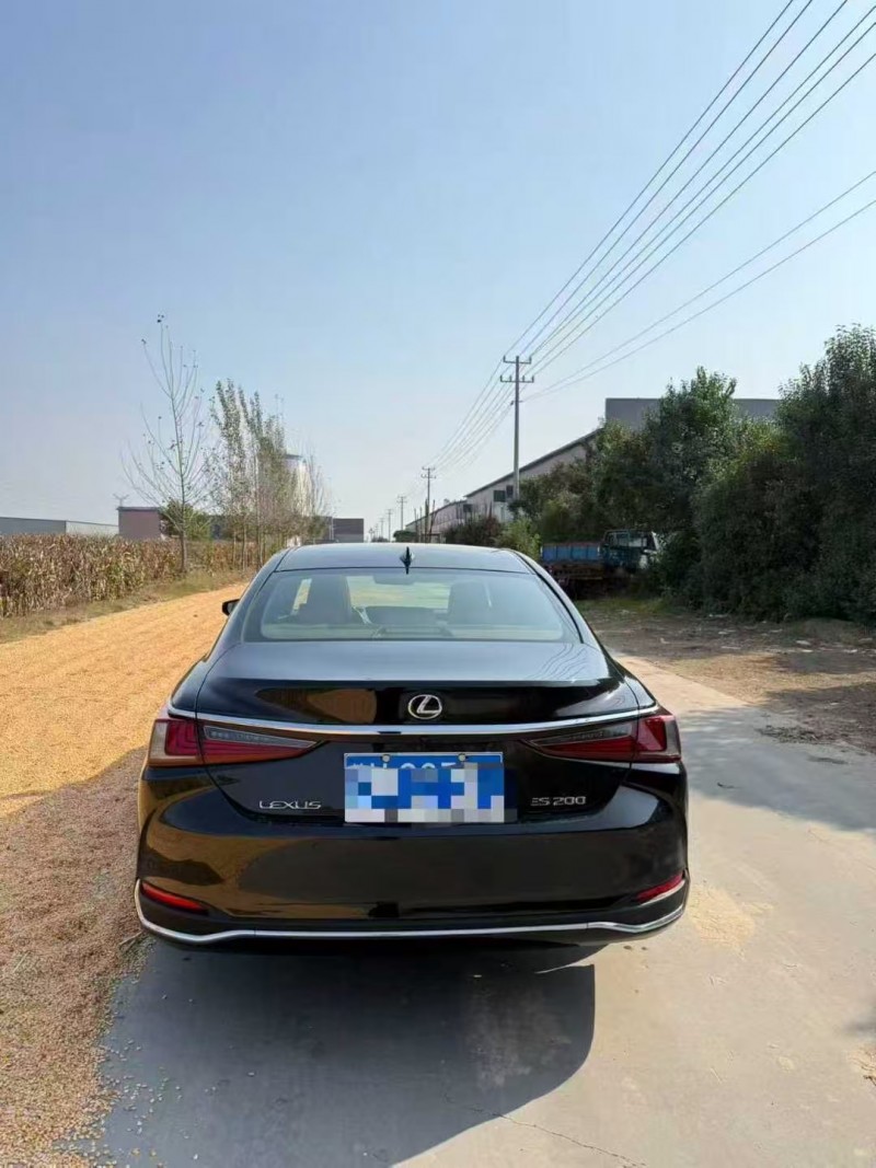 菏泽21年雷克萨斯ES9