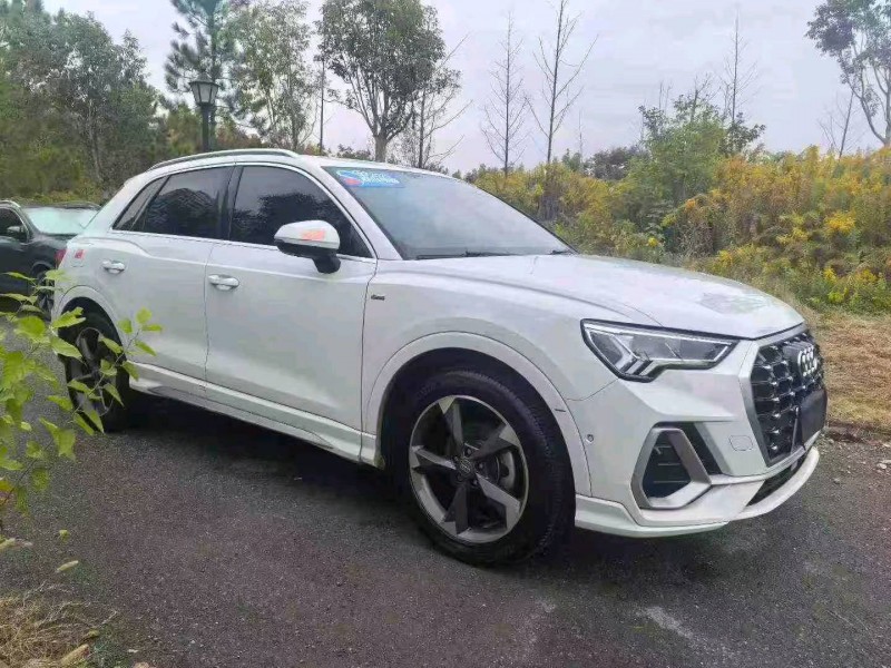 武汉20年奥迪Q33