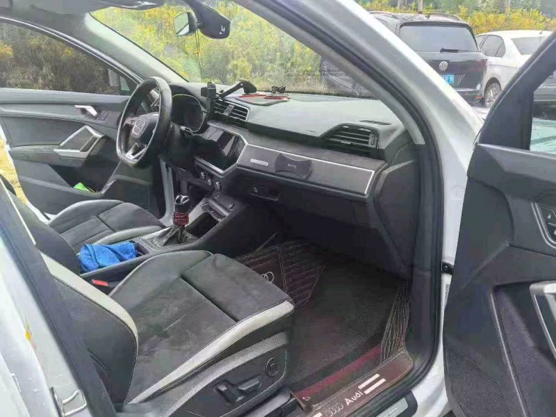 武汉20年奥迪Q39