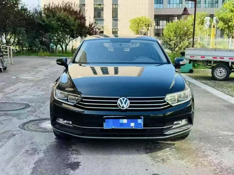 东营17年大众迈腾1