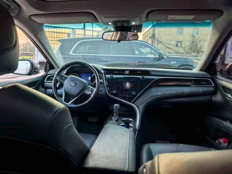 乌鲁木齐20年丰田凯美瑞8