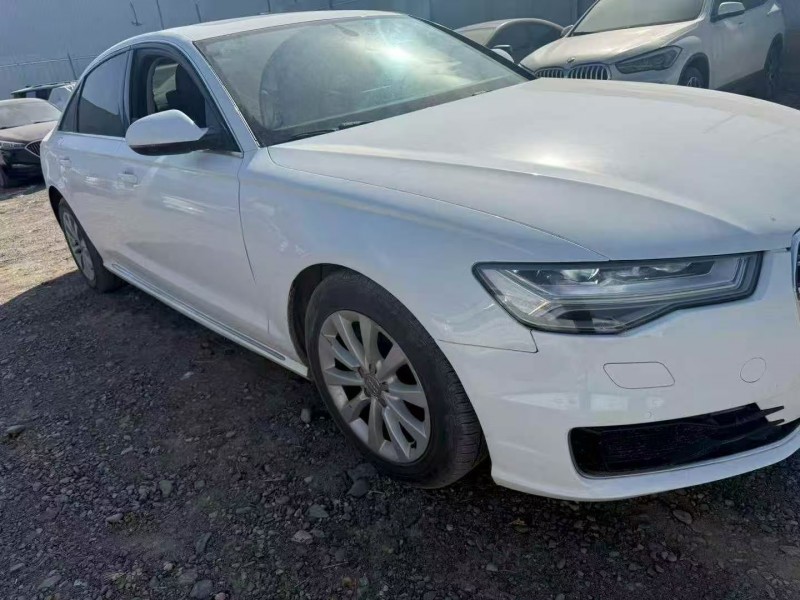 乌鲁木齐17年奥迪A6L3