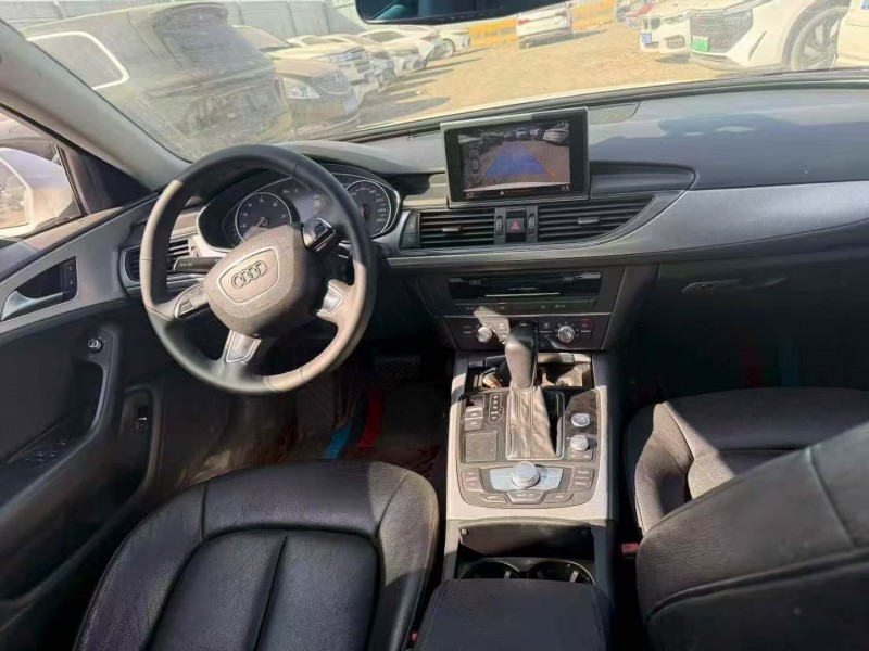 乌鲁木齐17年奥迪A6L5