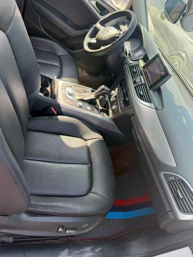 乌鲁木齐17年奥迪A6L6