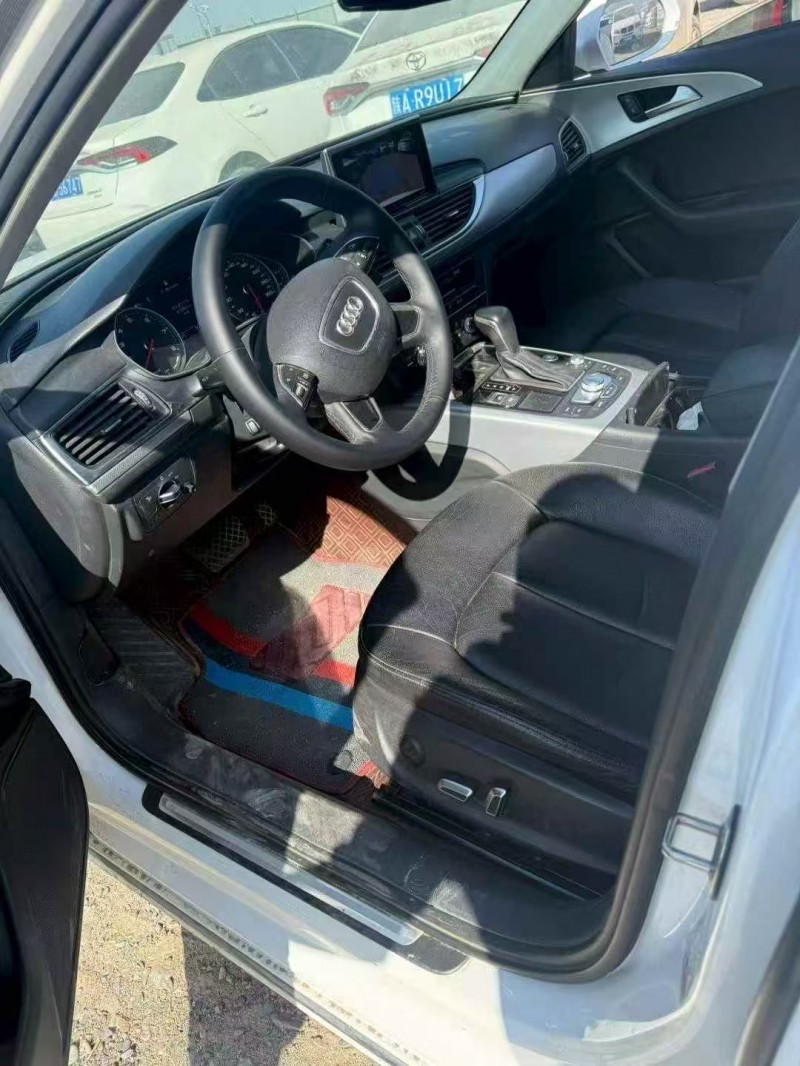 乌鲁木齐17年奥迪A6L7