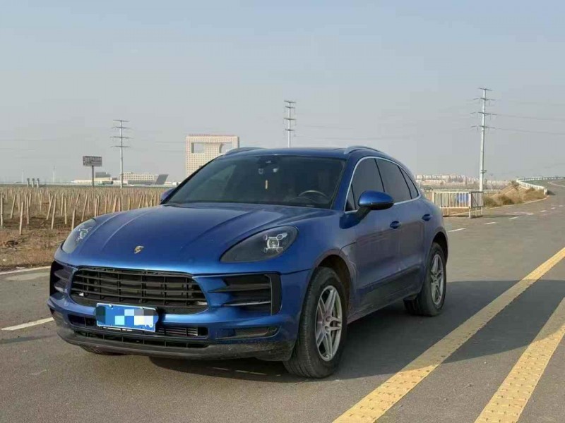 乌鲁木齐20年保时捷Macan3