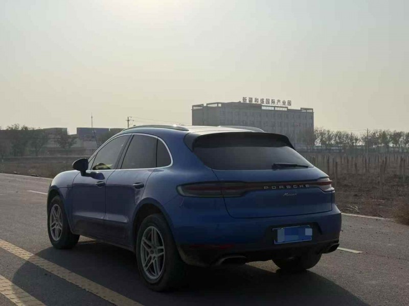 乌鲁木齐20年保时捷Macan6