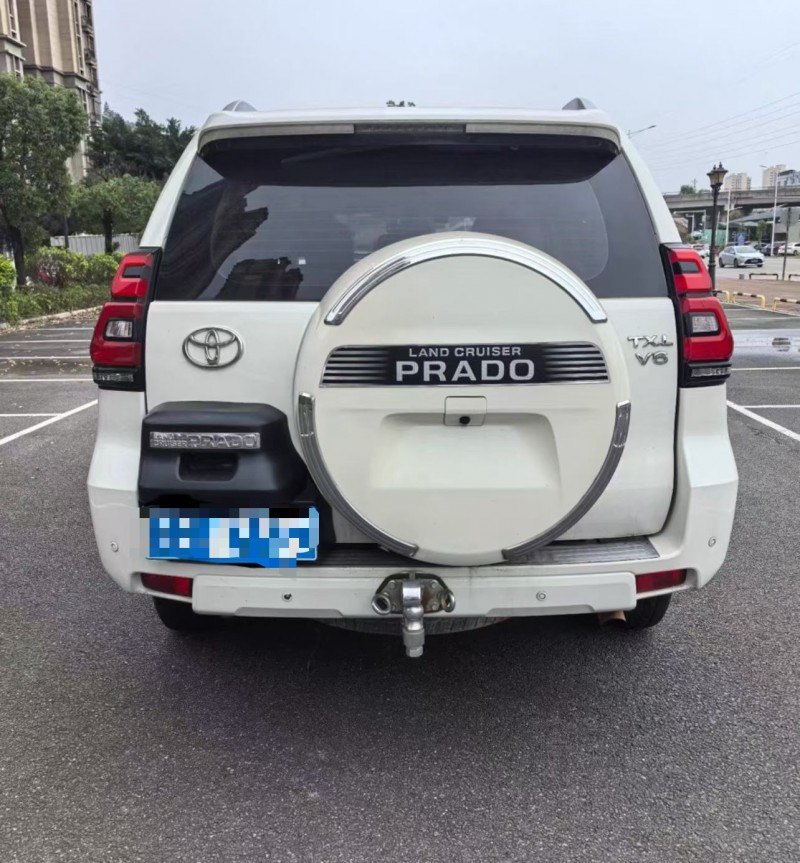 河源10年丰田普拉多6