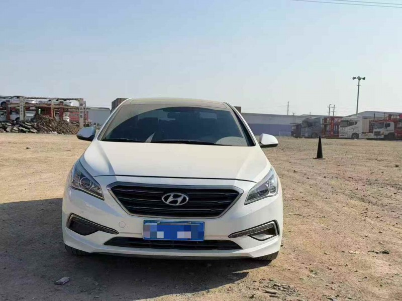 乌鲁木齐16年现代索纳塔1