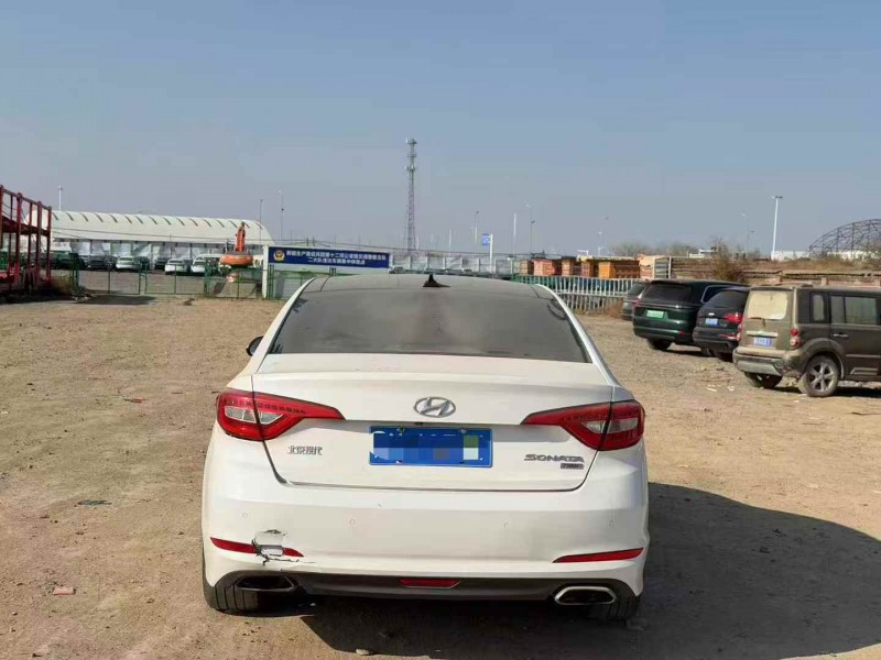 乌鲁木齐16年现代索纳塔9