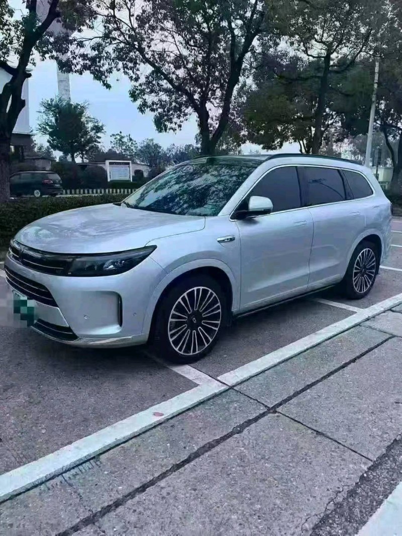 景德镇24年华为智选问界2