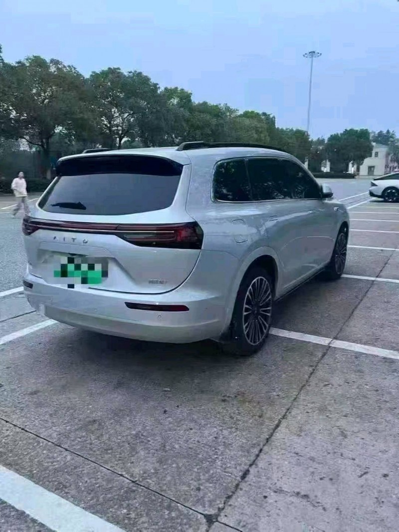 景德镇24年华为智选问界8