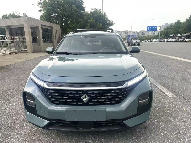 厦门22年宝骏Valli1