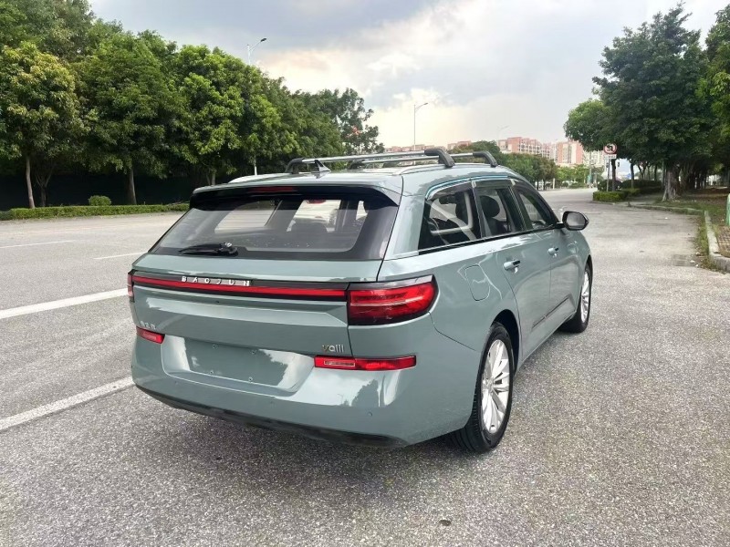 厦门22年宝骏Valli8