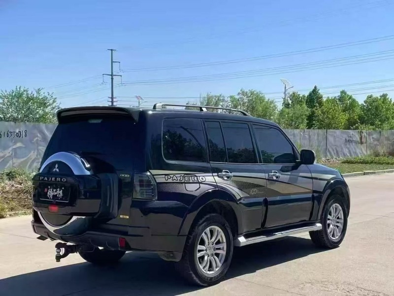 秦皇岛14年三菱帕杰罗5